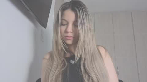 Snapshot of andreau_19 chatting on 14, 1, 2026 andreau 19 online show from 14, 1, 2026