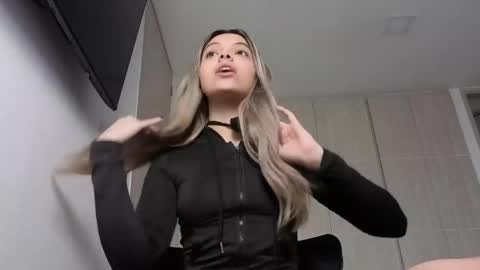 andreau 19 online show from 15, 4, 2026