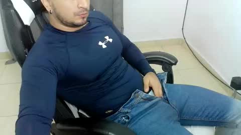 andres180950734 online show from 27, 3, 2026