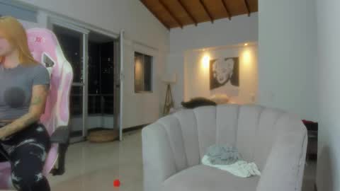 Snapshot of andres_bottero chatting on 14, 1, 2025 Andrs botero online show from 14, 1, 2025