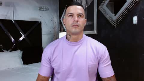 Snapshot of andres_clark chatting on 10, 1, 2025 insta andres clark online show from 10, 1, 2025