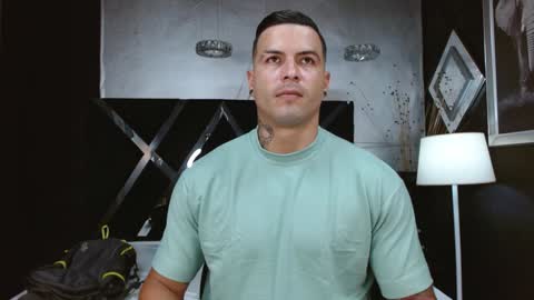 Snapshot of andres_clark chatting on 11, 1, 2025 insta andres clark online show from 11, 1, 2025