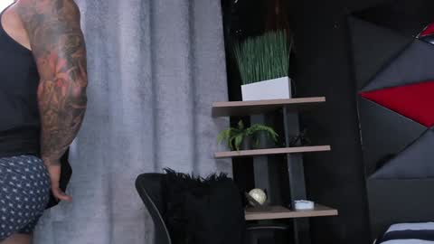 Snapshot of andres_clark chatting on 15, 1, 2025 insta andres clark online show from 15, 1, 2025