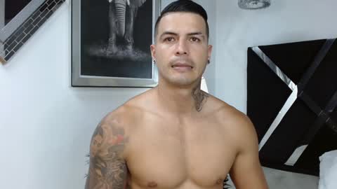 Snapshot of andres_clark chatting on 6, 2, 2025 insta andres clark online show from 6, 2, 2025