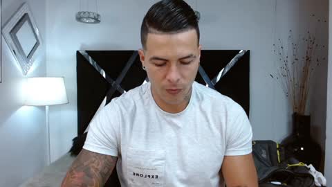 Snapshot of andres_clark chatting on 7, 2, 2025 insta andres clark online show from 7, 2, 2025