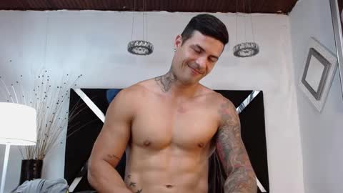 Snapshot of andres_clark chatting on 25, 2, 2025 insta andres clark online show from 25, 2, 2025