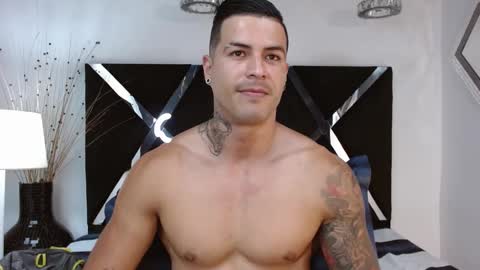 Snapshot of andres_clark chatting on 1, 3, 2025 insta andres clark online show from 1, 3, 2025