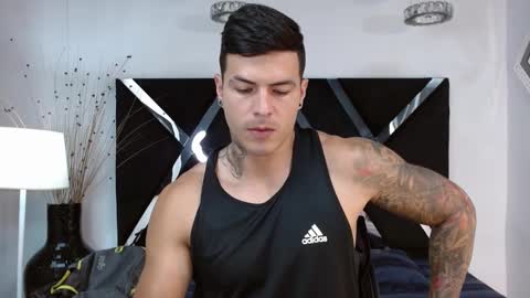 Snapshot of andres_clark chatting on 9, 3, 2025 insta andres clark online show from 9, 3, 2025