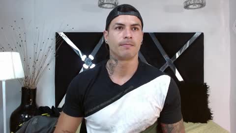 Snapshot of andres_clark chatting on 11, 3, 2025 insta andres clark online show from 11, 3, 2025