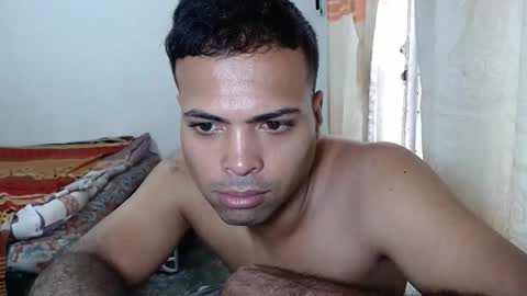 Snapshot of andresfern chatting on 21, 12, 2025 ANDRES online show from 21, 12, 2025