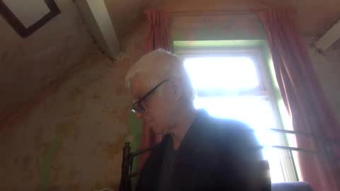 Andrew online show from 21, 4, 2026