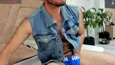 andrew_jackson42 online show from 8, 3, 2025