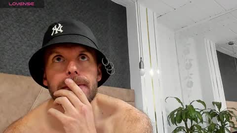 andrew_jackson42 online show from 9, 3, 2025