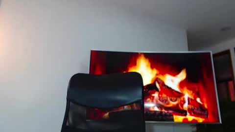 Snapshot of andrew_west_ chatting on 28, 12, 2024 ANDREW WEST online show from 28, 12, 2024