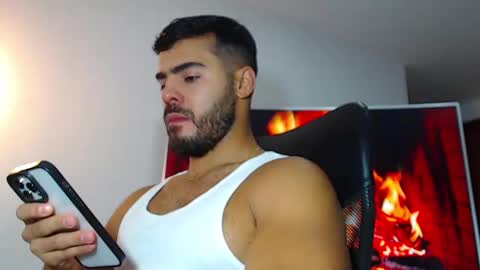 Snapshot of andrew_west_ chatting on 30, 12, 2024 ANDREW WEST online show from 30, 12, 2024