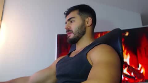 Snapshot of andrew_west_ chatting on 9, 1, 2025 ANDREW WEST online show from 9, 1, 2025