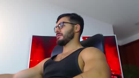 Snapshot of andrew_west_ chatting on 11, 1, 2025 ANDREW WEST online show from 11, 1, 2025