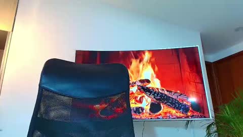 Snapshot of andrew_west_ chatting on 21, 2, 2025 ANDREW WEST online show from 21, 2, 2025