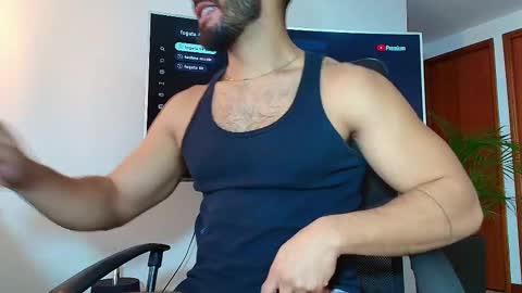 Snapshot of andrew_west_ chatting on 3, 3, 2025 ANDREW WEST online show from 3, 3, 2025