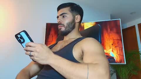 Snapshot of andrew_west_ chatting on 3, 3, 2025 ANDREW WEST online show from 3, 3, 2025