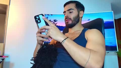 Snapshot of andrew_west_ chatting on 7, 3, 2025 ANDREW WEST online show from 7, 3, 2025