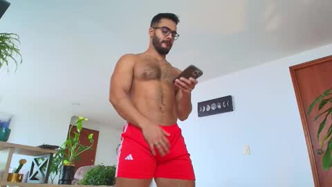 Snapshot of andrew_west_ chatting on 12, 10, 2025 ANDREW WEST online show from 12, 10, 2025