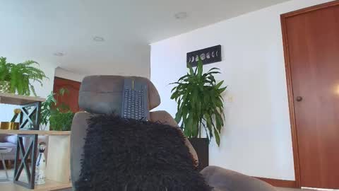 Snapshot of andrew_west_ chatting on 21, 11, 2025 ANDREW WEST online show from 21, 11, 2025