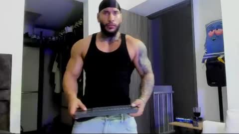 Snapshot of andrewjohnson0 chatting on 26, 7, 2026 Andrew Johnson online show from 26, 7, 2026
