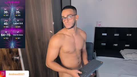 Follow me in Fansly     online show from 6, 1, 2025