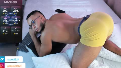 Follow me in Fansly     online show from 3, 3, 2025