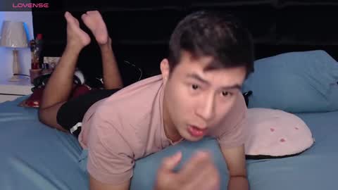 andrewmhilton_ online show from 8, 3, 2025