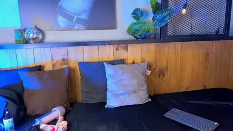 AndreWortix online show from 8, 4, 2026