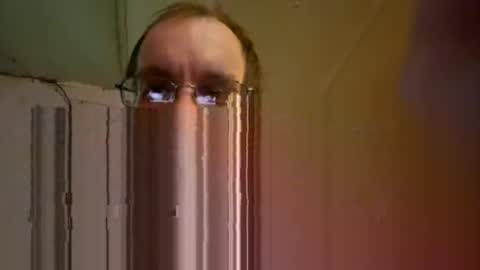 Snapshot of andrewraywv42 chatting on 25, 1, 2025 rayray32 online show from 25, 1, 2025