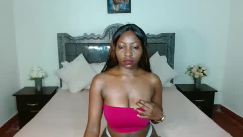 Snapshot of andrienna chatting on 25, 10, 2025 Anna online show from 25, 10, 2025