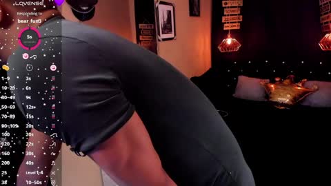      online show from 15, 4, 2026