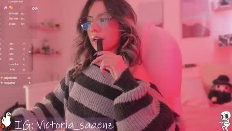 Victoria Senz  online show from 19, 2, 2025