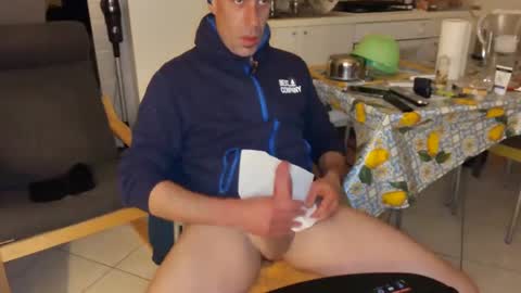 androx77 online show from 10, 2, 2025