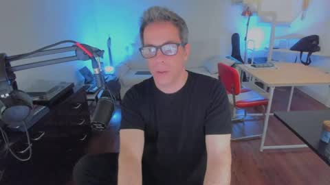 Snapshot of andy0pandi chatting on 19, 9, 2025 Andrew online show from 19, 9, 2025