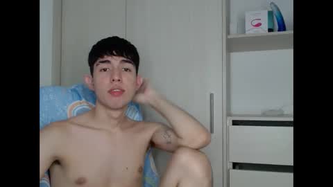 Snapshot of andy19_hot chatting on 26, 10, 2025 andy19_hot online show from 26, 10, 2025