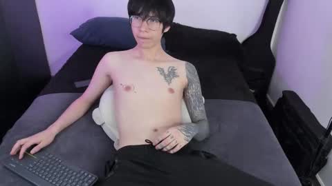 Snapshot of andy_bankai chatting on 18, 12, 2025 twx Andy twink3 online show from 18, 12, 2025