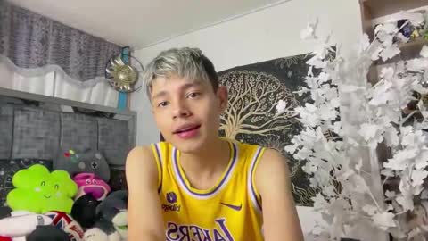 Snapshot of andy_belier chatting on 5, 12, 2025 Andy online show from 5, 12, 2025