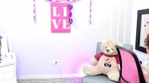 Andrea online show from 25, 2, 2025