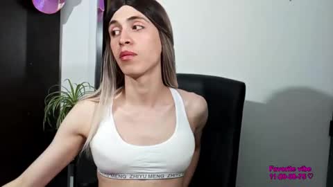 Snapshot of andy_vander chatting on 14, 2, 2026 Andy van der Rose online show from 14, 2, 2026