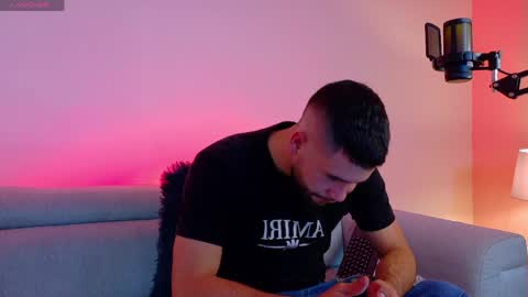 Andy online show from 2, 4, 2026