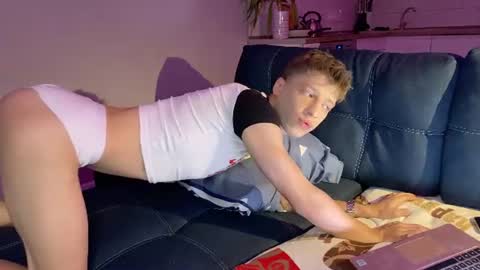 Snapshot of andytwinkkk chatting on 17, 7, 2026 AndyTwinkkk online show from 17, 7, 2026