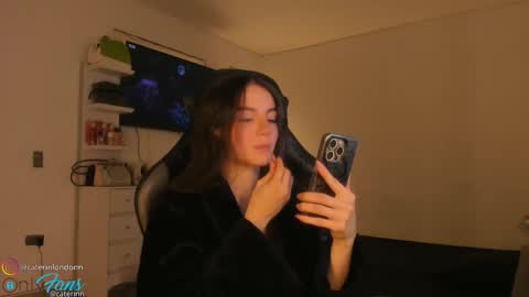      online show from 17, 10, 2025