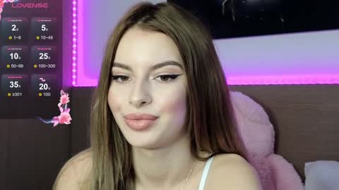 Snapshot of anexxblondie chatting on 9, 12, 2024 Ane online show from 9, 12, 2024