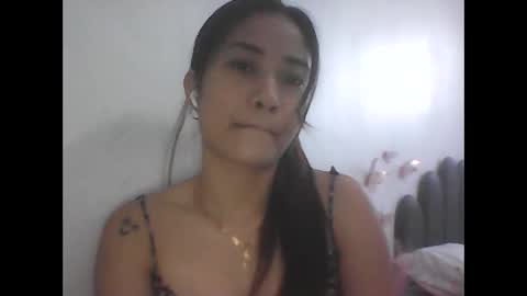 Snapshot of ange011 chatting on 4, 4, 2026 ange011 online show from 4, 4, 2026