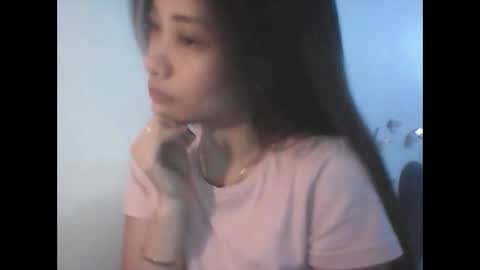 Snapshot of ange011 chatting on 15, 4, 2026 ange011 online show from 15, 4, 2026