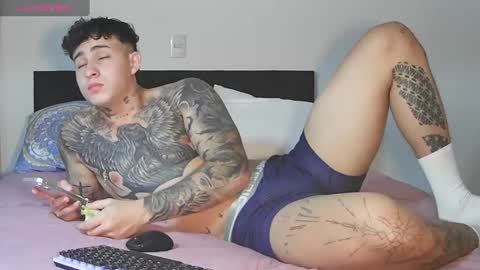 angel_boy01 online show from 14, 9, 2025